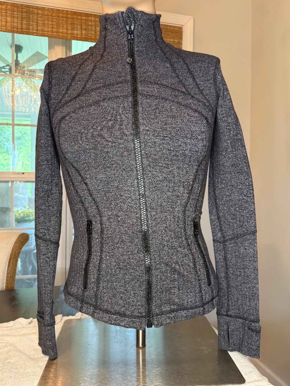 Lululemon Herringbone Full Zip Jacket Gray Black 6